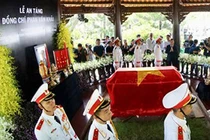Nguyên Thủ tướng Phan Văn Khải đã an nghỉ nơi lòng đất mẹ