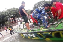 2 ngư dân nghi bị kẹt trong tàu cá chìm trên biển Côn Đảo