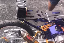 CSGT tạm giữ "chiếc xe máy chưa từng thấy ở Sài Gòn"