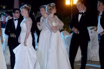 Hoành tráng tiệc ra mắt của các tiểu thư quý tộc Anh 