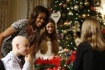 Đệ nhất phu nhân Mỹ trang hoàng Nhà Trắng đón Noel