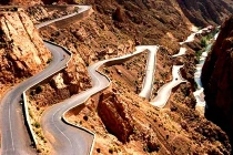 10 cung đường khiến các tay đua mô tô mê mẩn