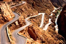 10 cung đường khiến các tay đua mô tô mê mẩn