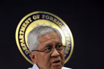 Philippines “nhún nhường” Trung Quốc trên bãi cạn Scarborough