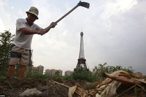 Phiên bản Paris thu nhỏ trong lòng Trung Quốc