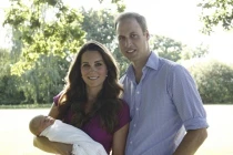 Công nương Kate mang thai 3 tháng và muốn sinh con gái?