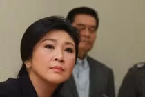 Video Thủ tướng Thái Lan nghẹn ngào khóc từ chối từ chức