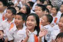  Báo TQ đưa tin “heo vàng” VN bước vào lớp 1 