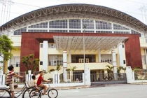 Giật mình với SVĐ huyện “ngốn” chục triệu USD