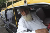 Cận cảnh đội xe taxi cổ lạ độc ở Mumbai