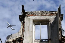 Những bí ẩn bên trong thị trấn ma của Pháp