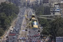 Biểu tình và phản biểu tình “náo loạn” Ai Cập 