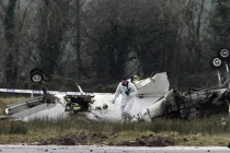 Máy bay rơi, 8 người chết