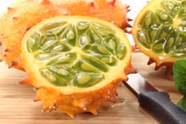 Dưa chuột lạ 400 ngàn đồng/quả: Ăn giải nhiệt, xót cả ruột