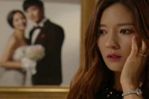 Lỡ có bầu với giám đốc khi chồng đi công tác xa