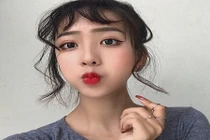 Nữ sinh 1999 có khuôn mặt xinh như búp bê 