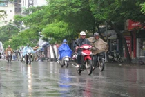 Dự báo thời tiết 13/8: Hà Nội lại có mưa lớn