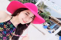 Cô gái gây sốt trong MV mới của Tài Smile là ai?