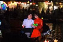 Phố cổ Hội An lung linh trước ngày khai mạc APEC 2017