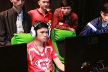 Mức thu nhập không ngờ của thần đồng Chim Sẻ Đi Nắng