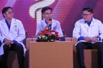 Bác sĩ kể chuyện điều trị cho phạm nhân ung thư xăm mình