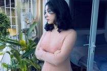 Vẻ đẹp phồn thực của cựu nữ sinh Đại học Ngoại thương