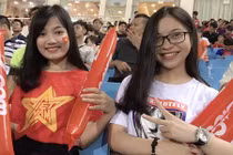 Trọng Đại, Quang Hải U20 Việt Nam khoe "bồ" xinh như hot girl