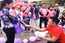 Suýt phá sản kế hoạch cầu hôn vì bạn gái "mù đường"