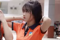 Nữ sinh Sài thành bất ngờ "nổi tiếng" nhờ bức ảnh chụp lén