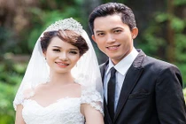 Chàng trai 30 năm "ế chỏng chơ" bất ngờ cưới được vợ xinh 