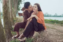 “Hot girl dân tộc” lấy chồng, bao chàng tiếc ngẩn ngơ 