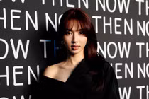 Thùy Tiên khoe thành tích, khán giả chỉ quan tâm đến... viên kẹo rau