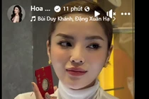 Hoa hậu Kỳ Duyên mua vàng ngày vía Thần Tài