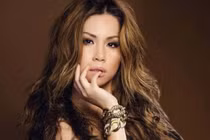 Minh Tuyết bật khóc khi nhớ lại quá khứ bị chê bai ngoại hình