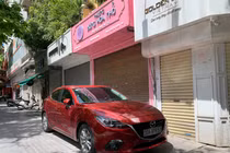 Hà Nội: Mặt tiền “đất vàng” thành điểm đỗ xe mùa COVID-19