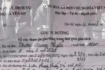 Chợ Yên Sở phát giấy đi đường cho người mua cá… tự ghi thông tin