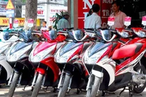 Khi nào hết hạn đăng ký sang tên xe mua qua nhiều đời chủ?