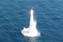 Triều Tiên tuyên bố phóng thử thành công tên lửa đạn đạo từ tàu ngầm