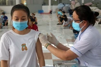 Từ tháng 11/2021, tiêm vaccine phòng COVID-19 cho trẻ em trên toàn quốc