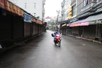 Phong toả chợ vải Ninh Hiệp do liên quan nhân viên bán hàng dương tính SARS-CoV-2