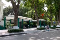 Đất vàng Hà Nội “đắp chiếu”... hoang hóa mùa dịch COVID-19