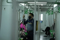 Hà Nội: Tàu đường sắt Cát Linh - Hà Đông vắng vẻ ngày đầu tuần