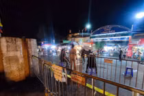 Hà Nội di dời chợ bị phong toả ra các khu đất trống