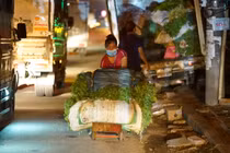 Chợ đầu mối phía Nam mở cửa trở lại, nhiều tiểu thương ngậm ngùi ra về