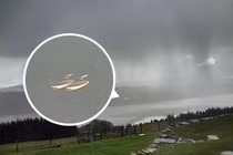 Xôn xao đĩa bay ngoài hành tinh trên hồ Loch Ness