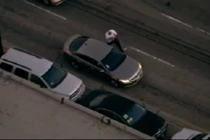 Cướp xe, chạy trốn cảnh sát như phim hành động