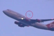 Thực hư UFO bay vụt qua máy bay hàng không