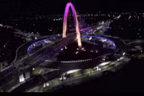 Chiêm ngưỡng cầu vượt ba tầng đẹp huyền diệu về đêm