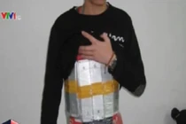 Lật tẩy thủ đoạn buôn lậu iPhone cực tinh vi