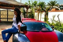 Choáng với siêu xe, hàng hiệu của các tiểu thư Dubai